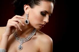 The Rising Trend of Everyday Luxury Jewellery