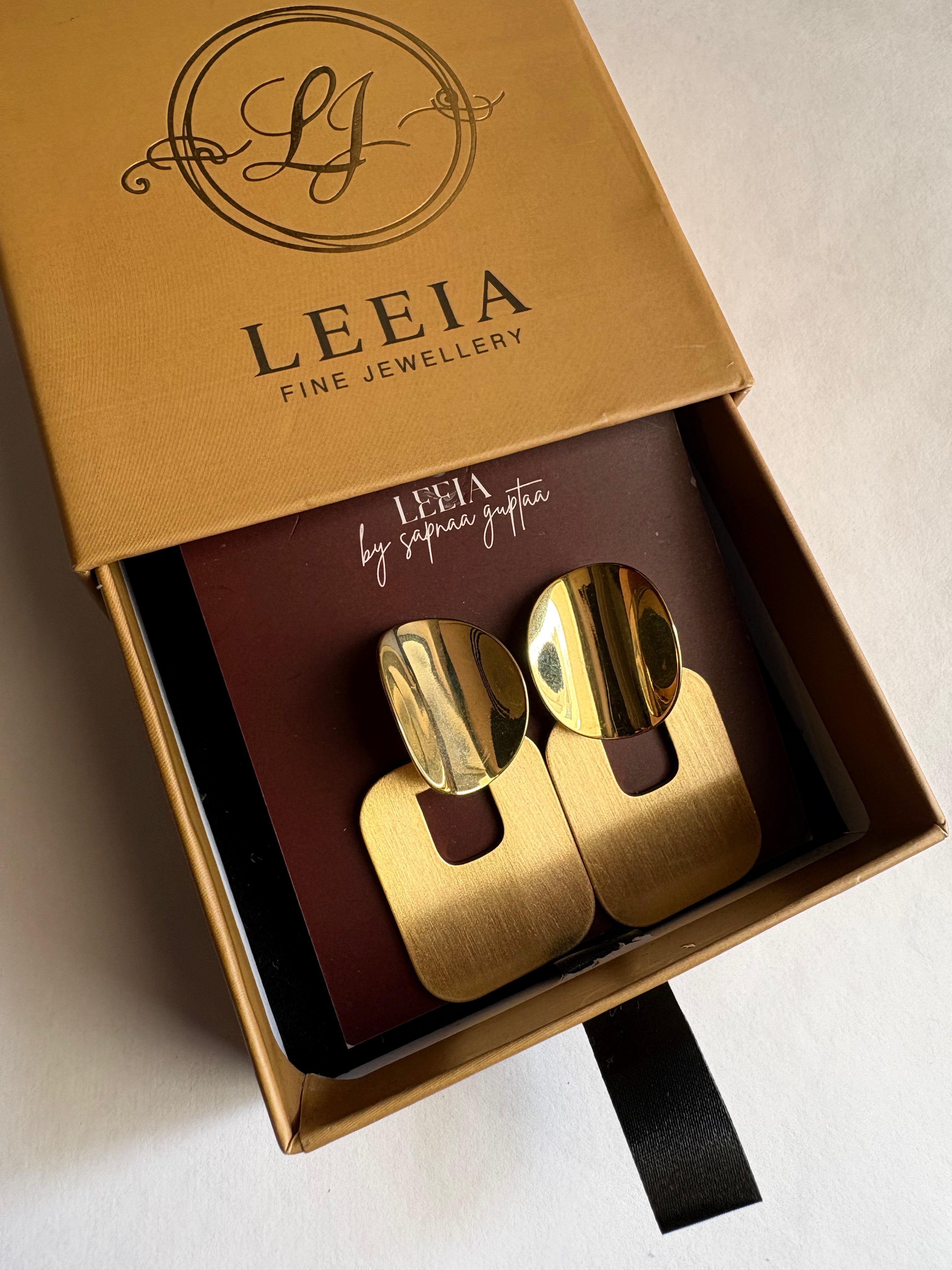 The Linear Matte Earrings