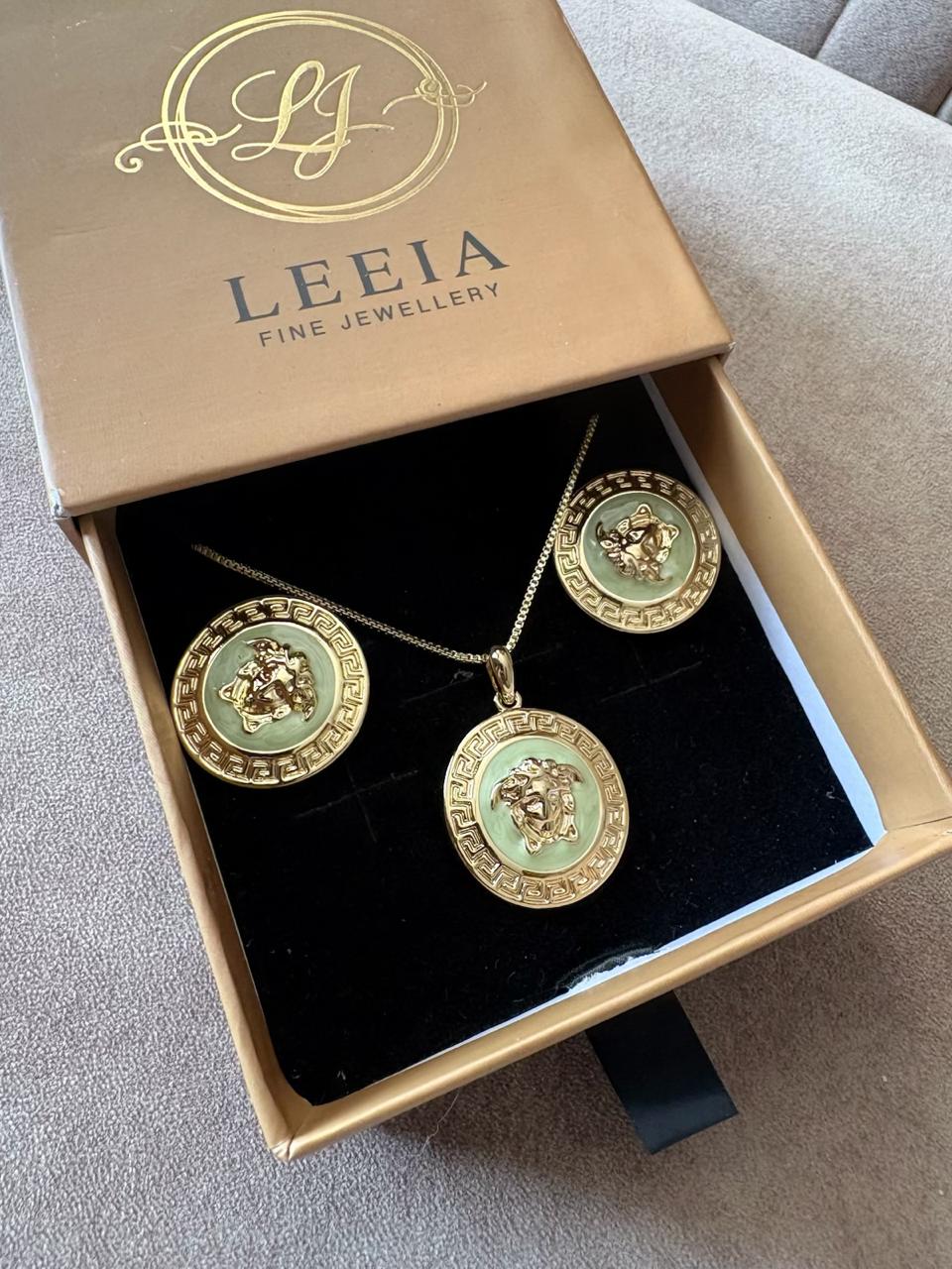 Vintage Gold Icon Set